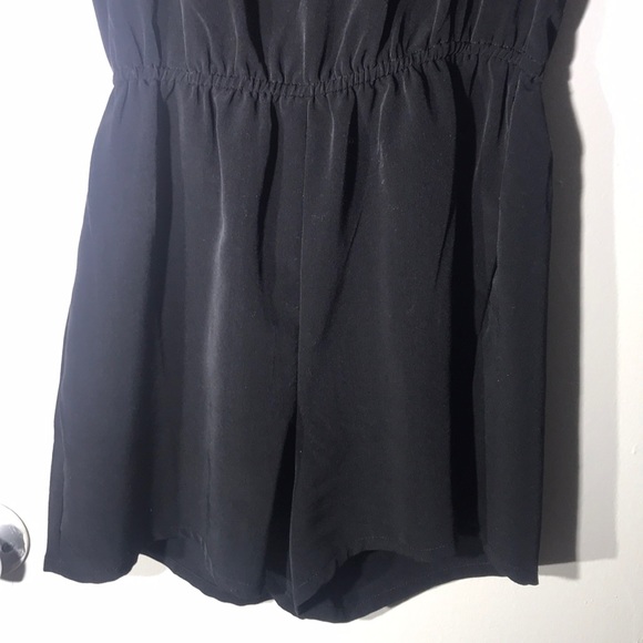 Forever 21 romper - Picture 2 of 5